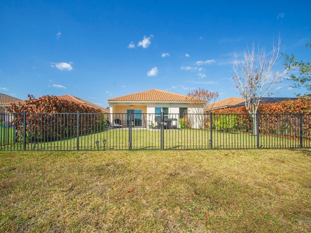 1804 Berkshire Circle Sw, Vero Beach, FL 32968 Photo