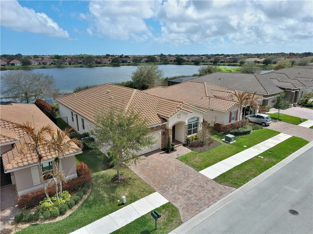 1804 Berkshire Circle Sw, Vero Beach, FL 32968 Photo