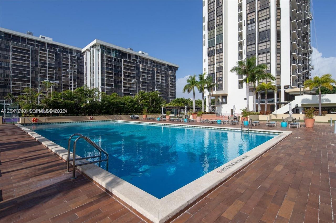 1865 Brickell Ave , Unit A805, Miami, FL 33129 Photo