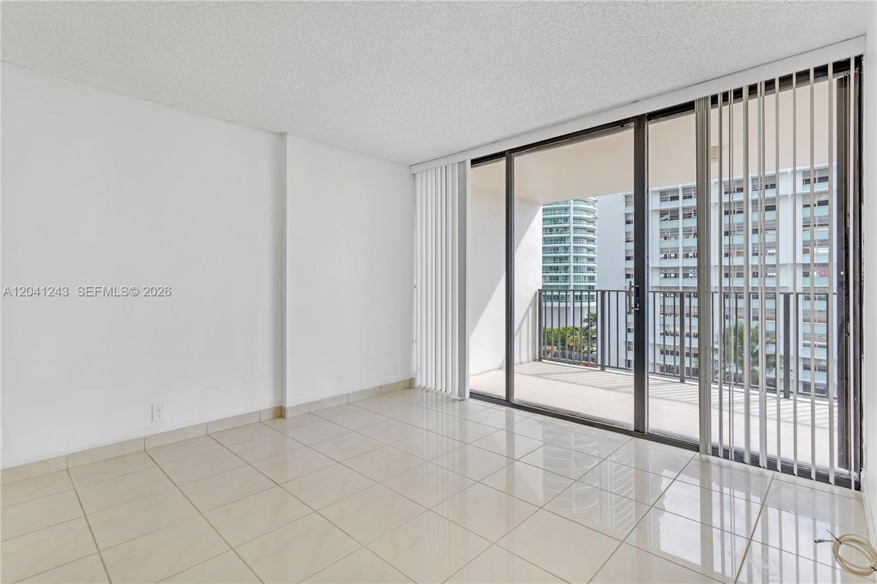 1865 Brickell Ave , Unit A805, Miami, FL 33129 Photo