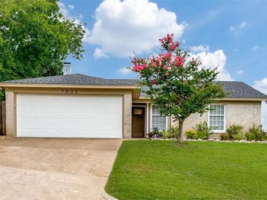 7833 Gaston Avenue, Fort Worth, TX 76116