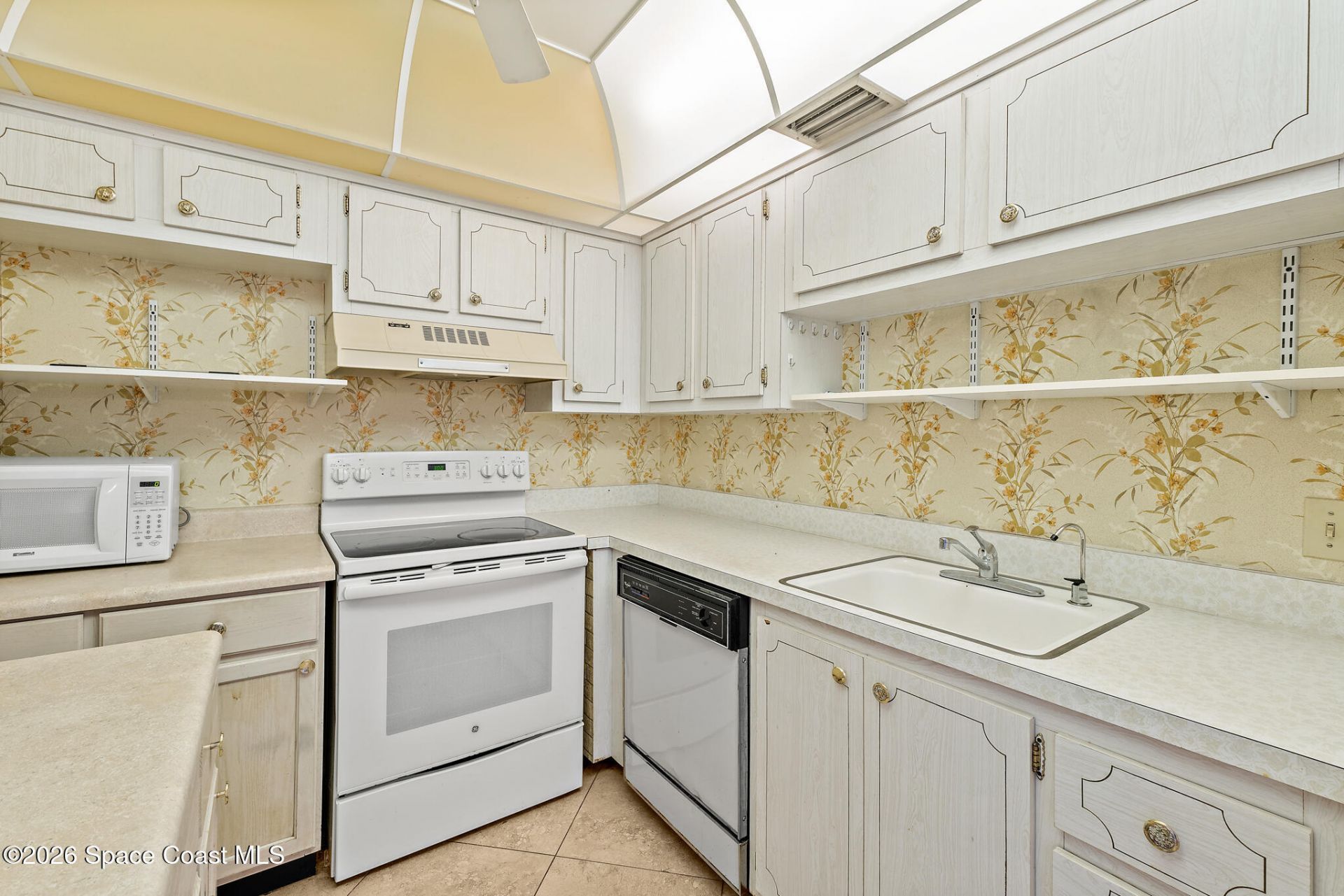 6500 Falcon Way , Unit 19-D, Cape Canaveral, FL 32920 Photo