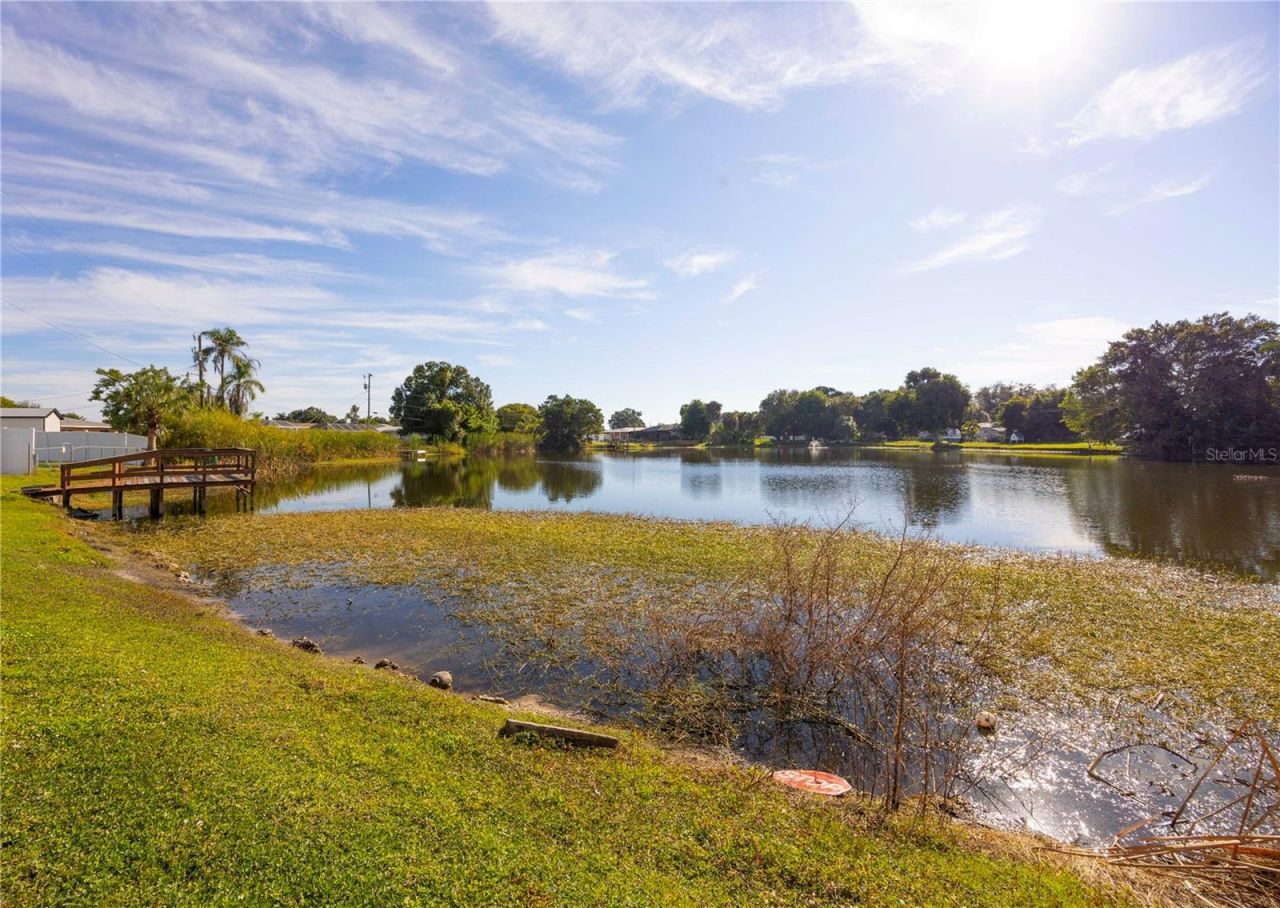 275 Lakeview Drive , North Fort Myers, FL 33917 Photo