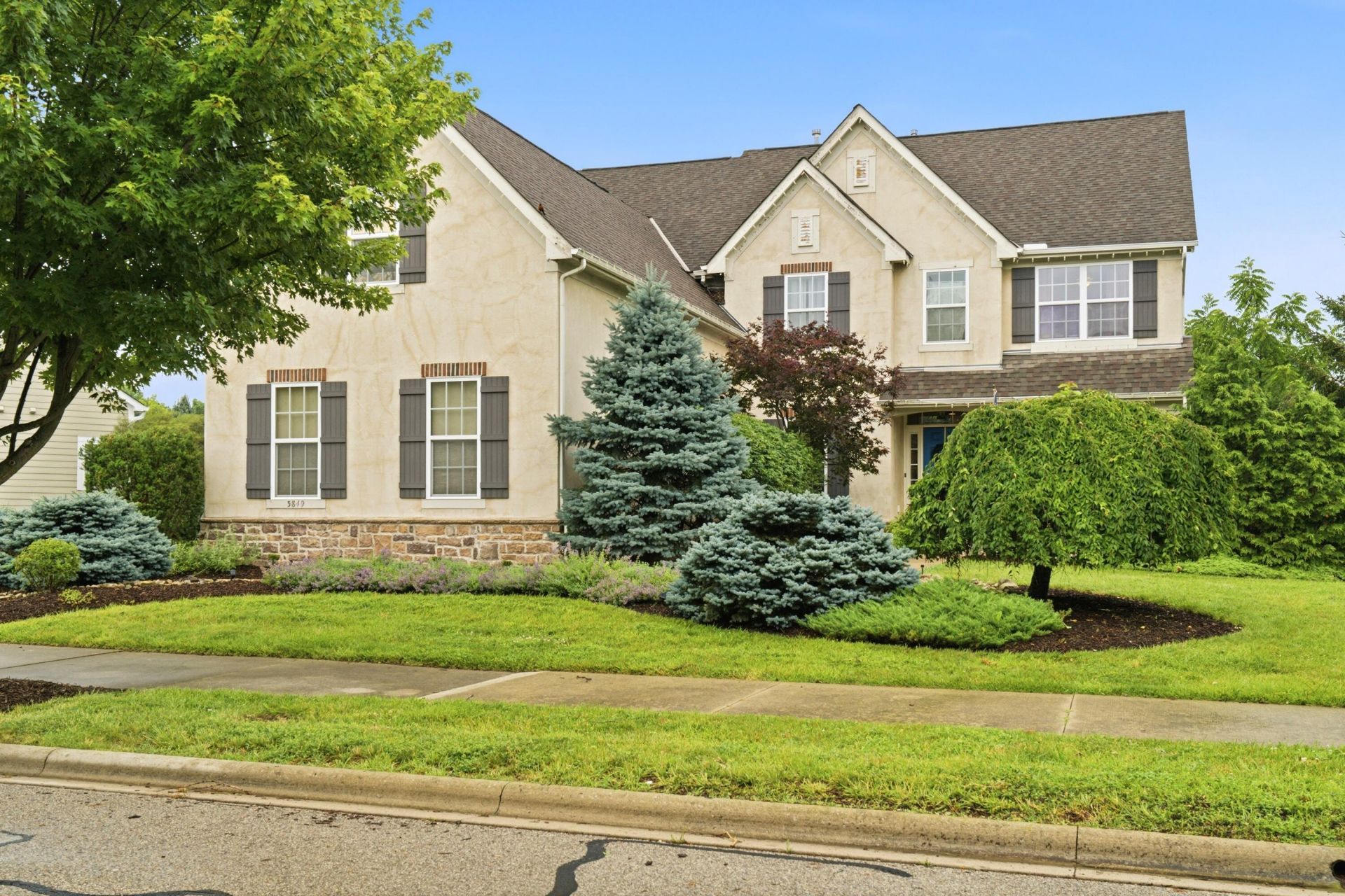 5849 Vandeleur Place , Dublin, OH 43016 Main Photo
