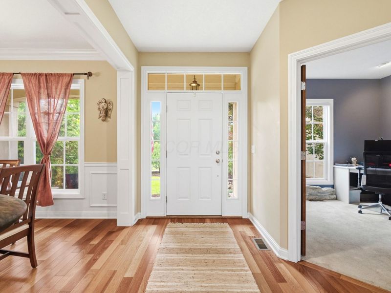5849 Vandeleur Place, Dublin, OH 43016 Photo 6
