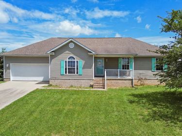 216 Surrey Way, Science Hill, KY 42553