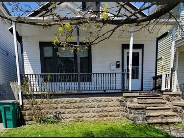214 Rhode Island Street , Buffalo, NY 14213