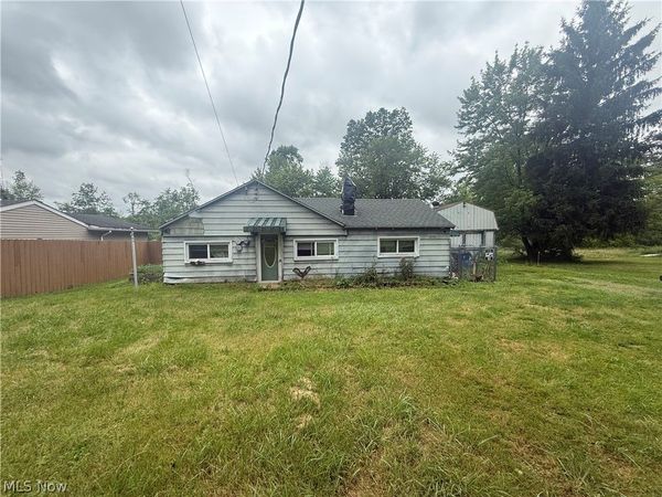 3050 Trumbull Avenue , McDonald, OH 44437