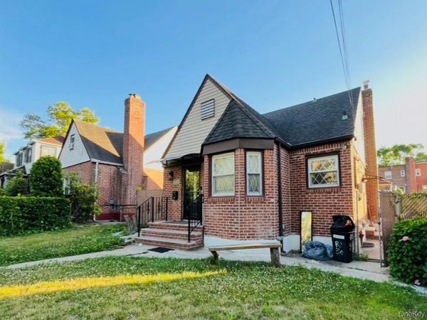 82-30 168th Street , Jamaica, NY 11432