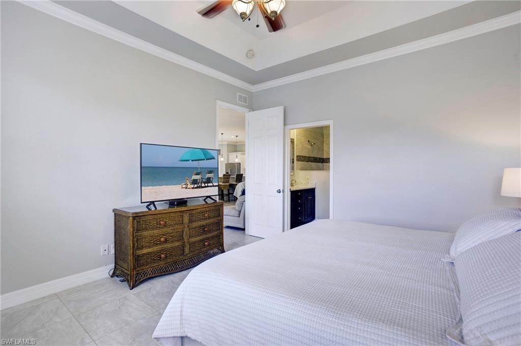 4821 Europa Dr, Naples, FL 34105 Photo