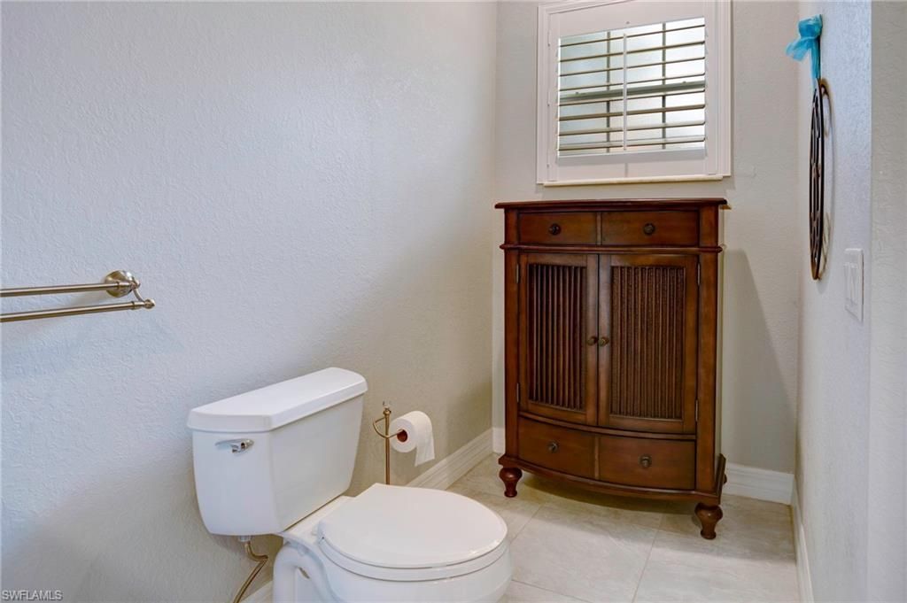 4821 Europa Dr, Naples, FL 34105 Photo