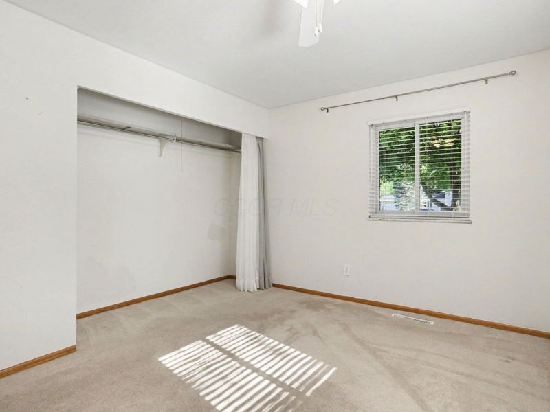 3335 Darbyshire Drive, Hilliard, OH 43026 Photo 20