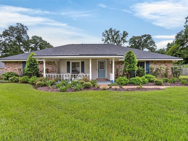 7904 Cedar Creek Circle, Haughton, LA 71037