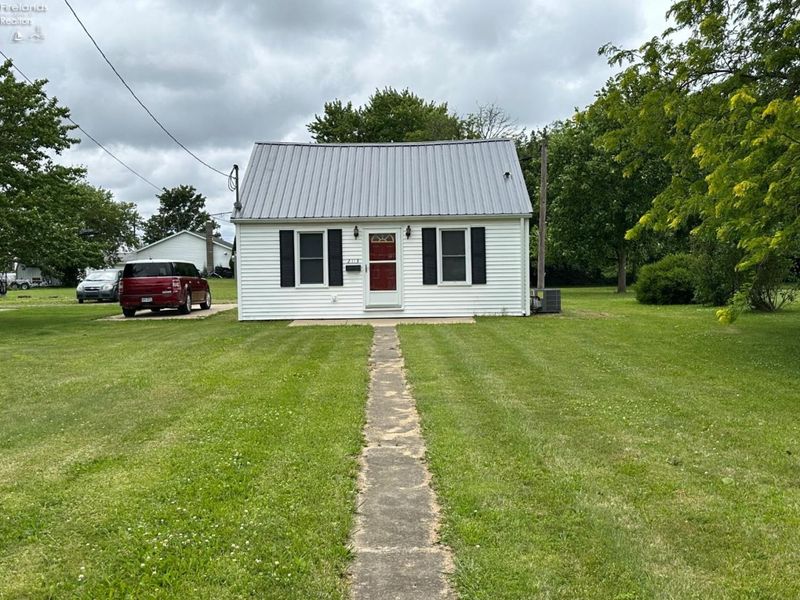 2113 Campbell Street, Sandusky, OH 44870 Photo 3