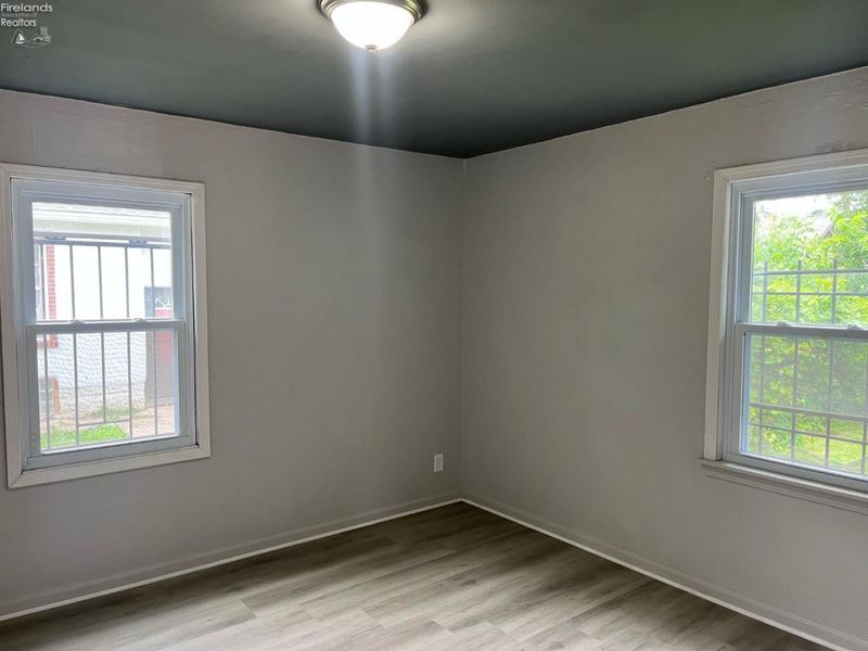 910 W 17th, Lorain, OH 44052 Photo 11