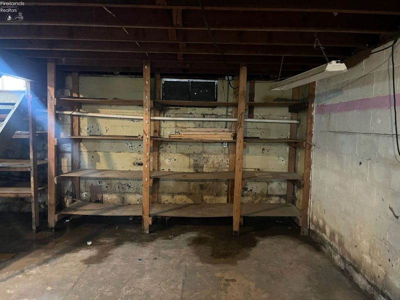 910 W 17th, Lorain, OH 44052 Photo 17