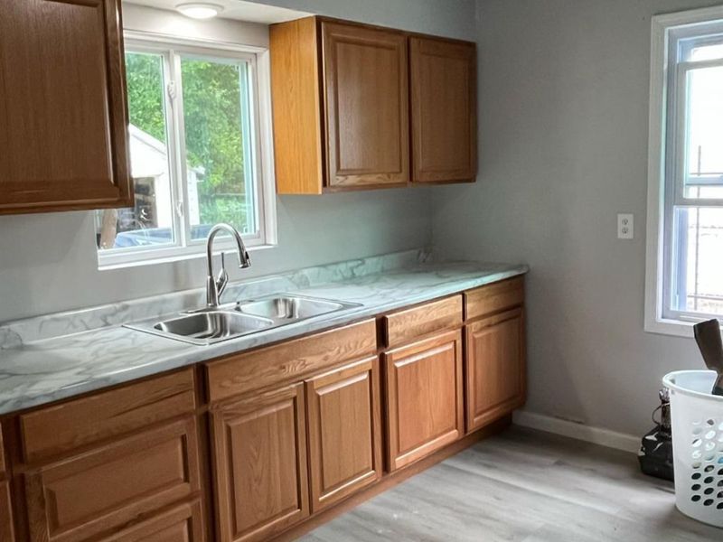 910 W 17th, Lorain, OH 44052 Photo 3
