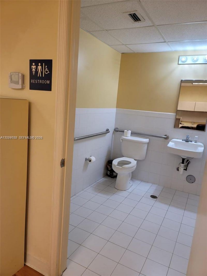 12905 SW 132nd St , Unit 6, Miami, FL 33186 Photo