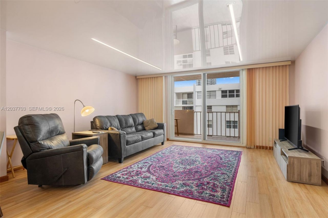 1865 S Ocean Dr , Unit 16B, Hallandale Beach, FL 33009 Photo