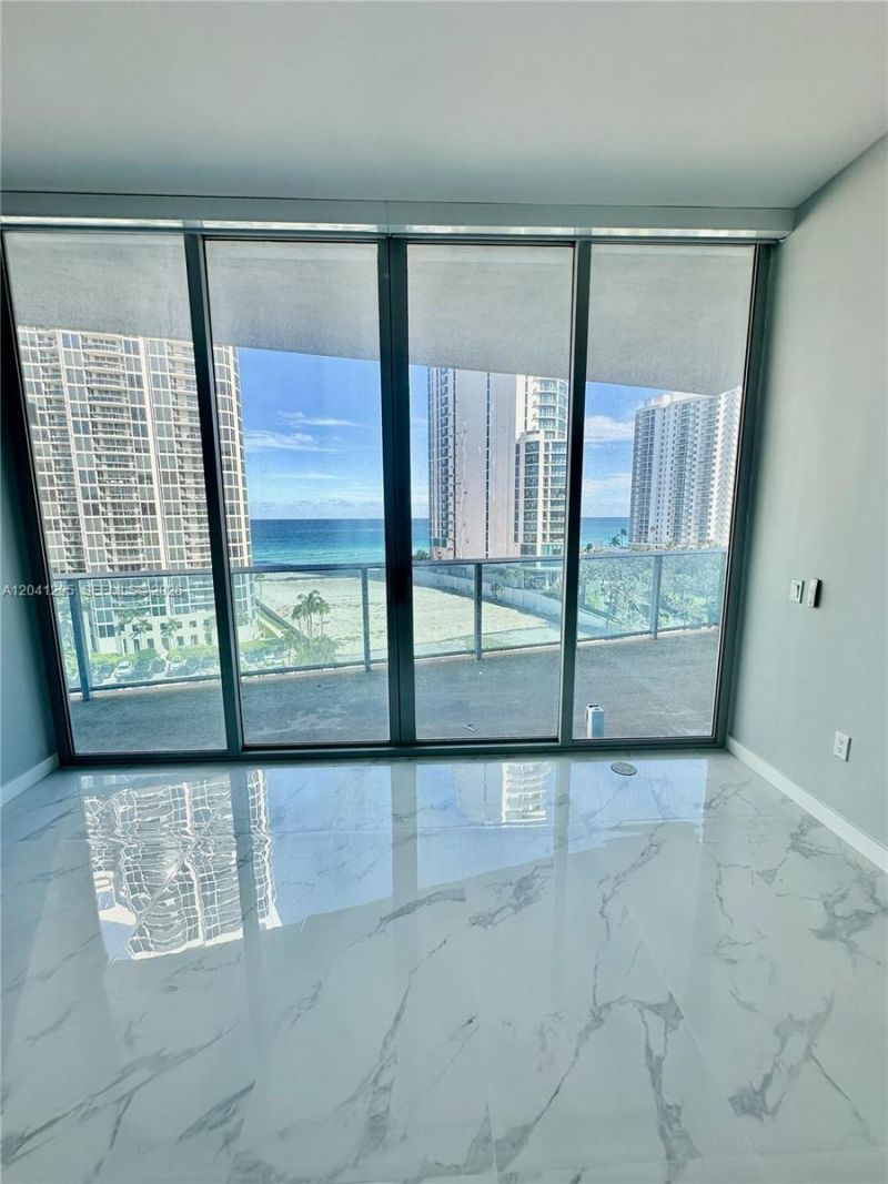 17550 Collins Ave , Unit 803, Sunny Isles Beach, FL 33160 Photo