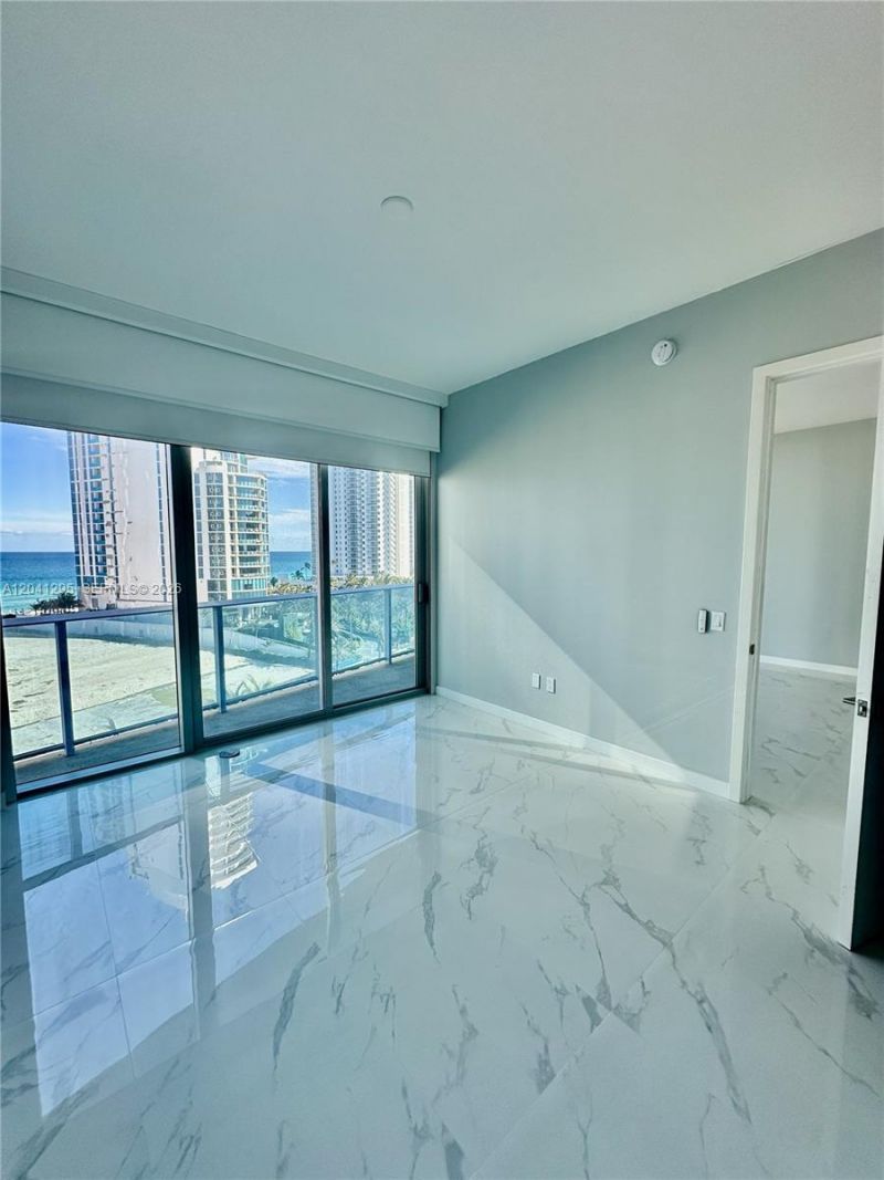 17550 Collins Ave , Unit 803, Sunny Isles Beach, FL 33160 Photo