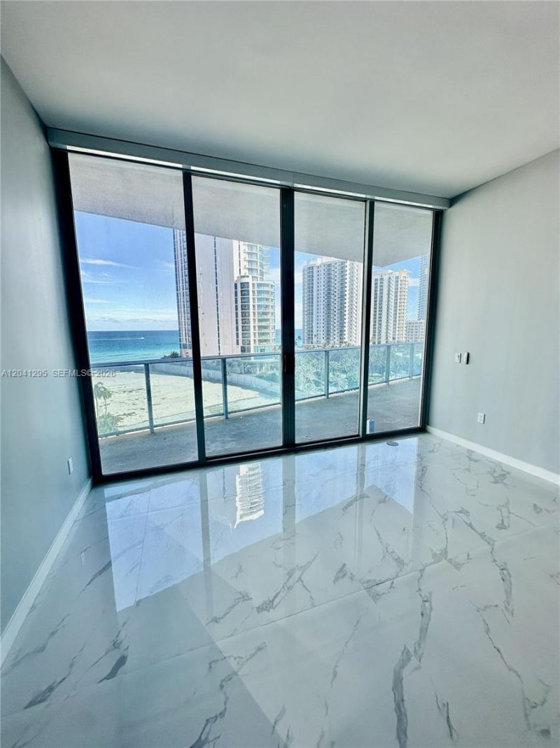 17550 Collins Ave , Unit 803, Sunny Isles Beach, FL 33160 Photo