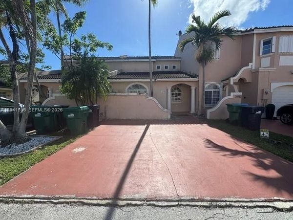 3690 SW 153rd Pl , Miami, FL 33185