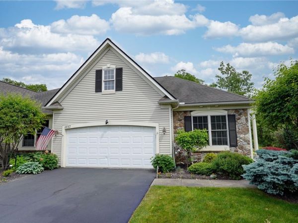 1037 Chapelhill Drive, Victor, NY 14564
