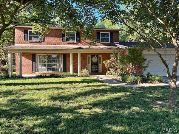 107 Summer Drive , Sikeston, MO 63801
