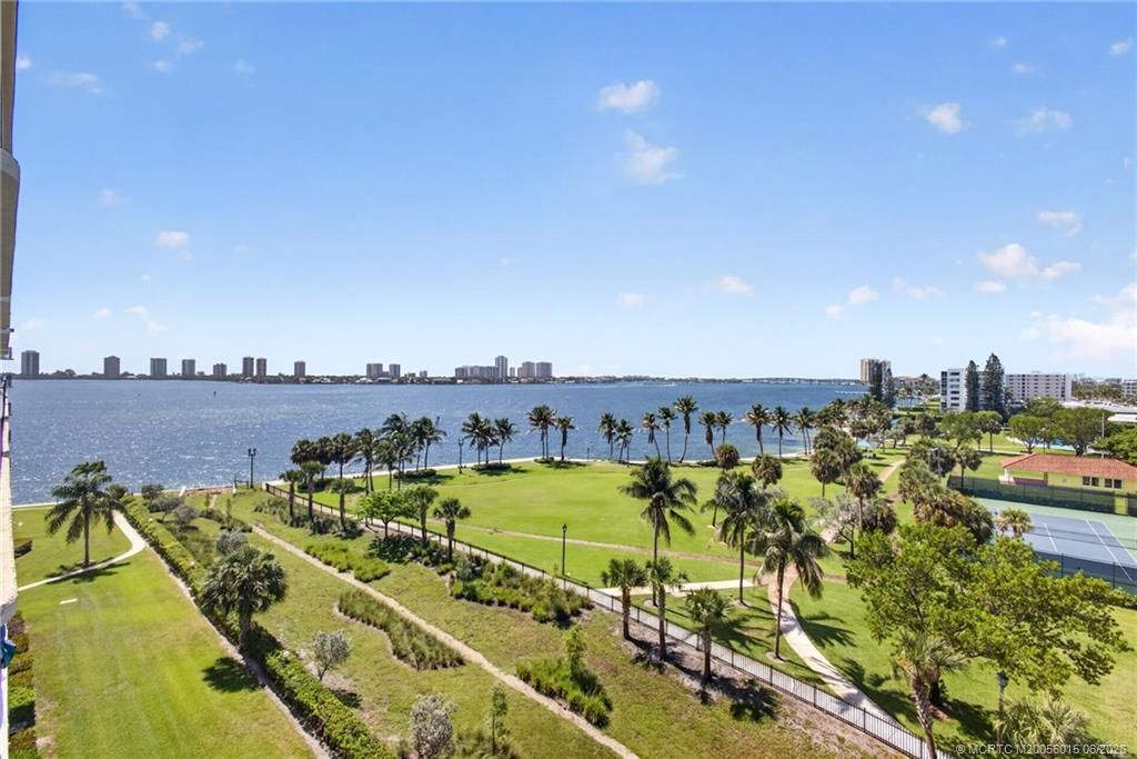 801 Lake Shore Drive, Unit 716, Lake Park, FL 33403 Photo