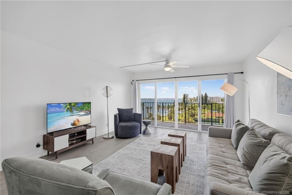 801 Lake Shore Drive, Unit 716, Lake Park, FL 33403 Photo