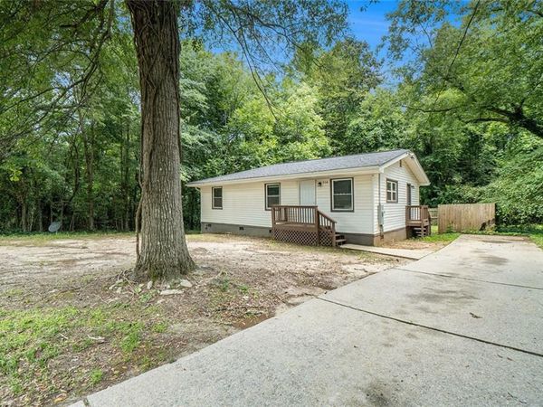 114 Howell Drive SW, Atlanta, GA 30331