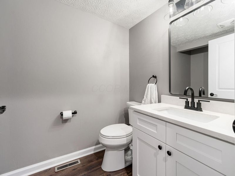 2367 Sawbury Boulevard, Columbus, OH 43235 Photo 21