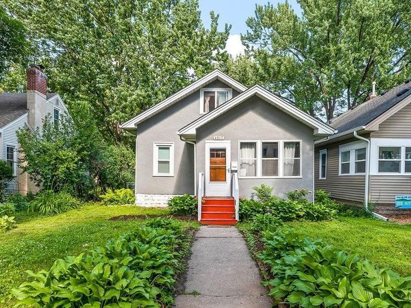 4917 31st Avenue S, Minneapolis, MN 55417
