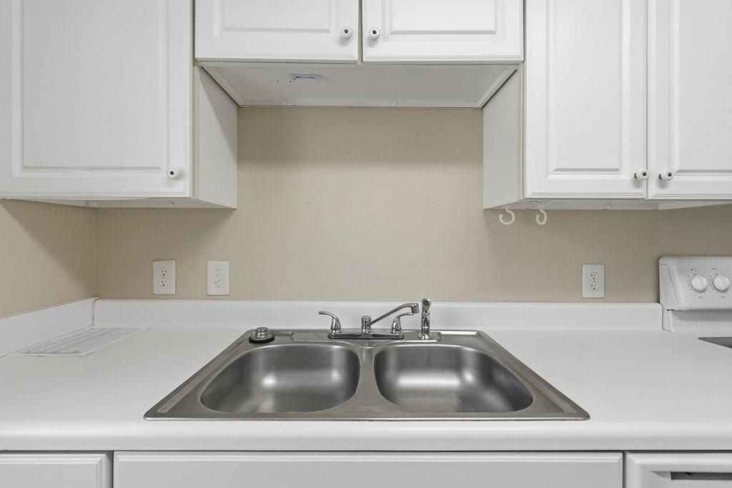 300 Myrtle Greens Dr. Photo 10