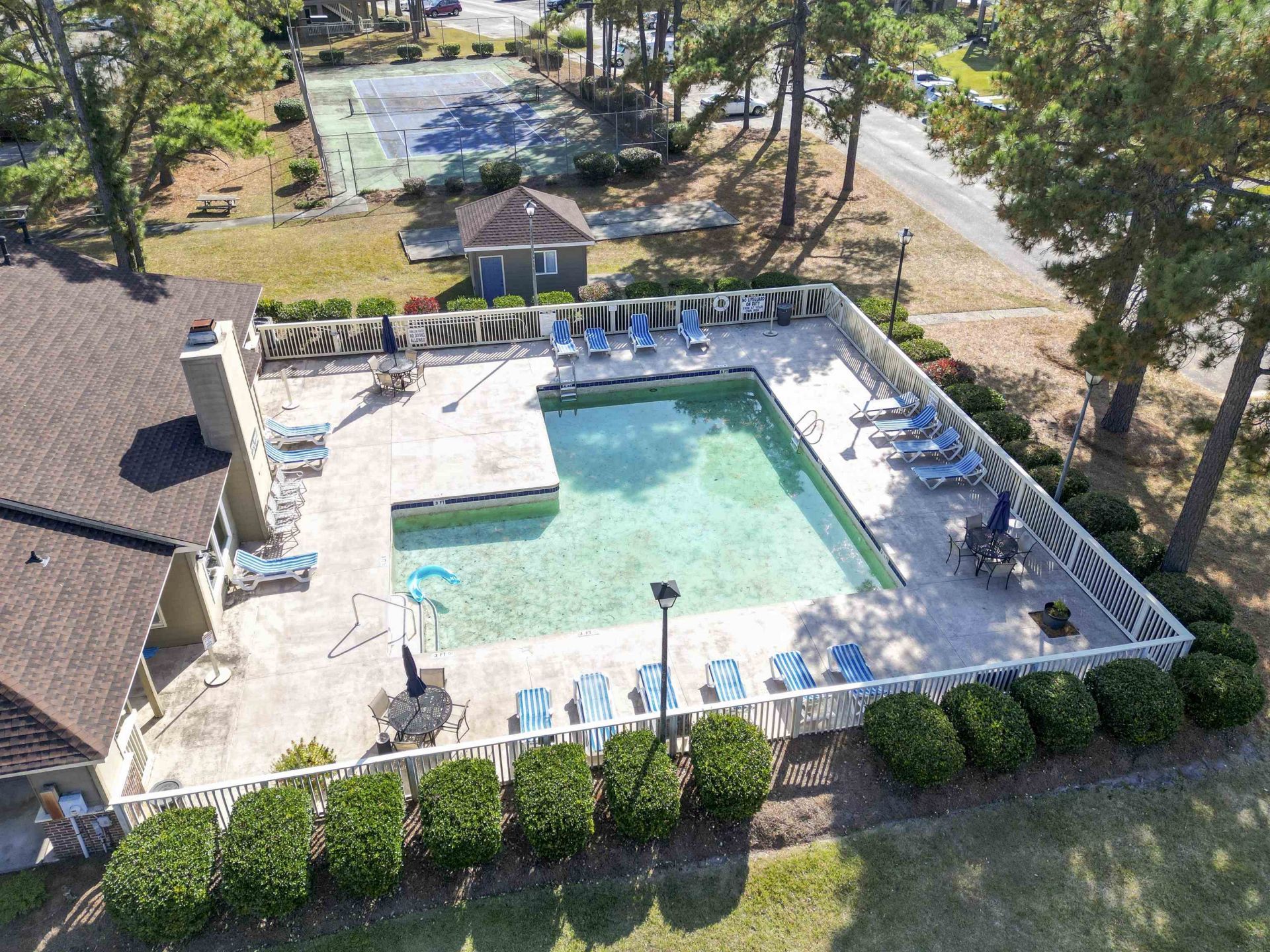 300 Myrtle Greens Dr. Photo 5