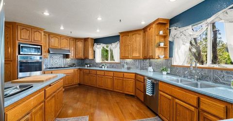 10947 E Lime Kiln Rd, Grass Valley, CA 95949 Photo