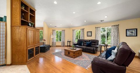 10947 E Lime Kiln Rd, Grass Valley, CA 95949 Photo
