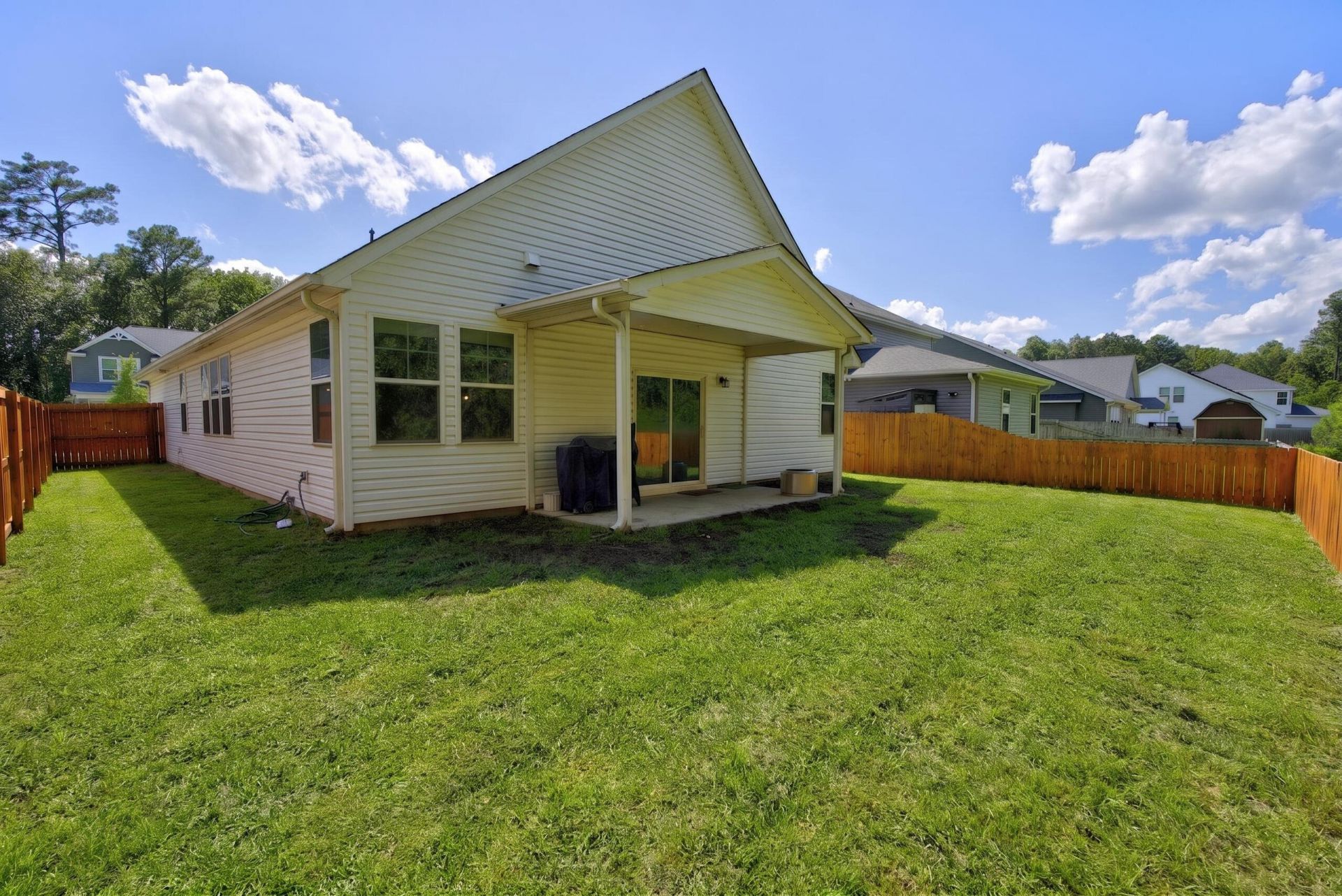 276 Whirlaway Drive Photo 25