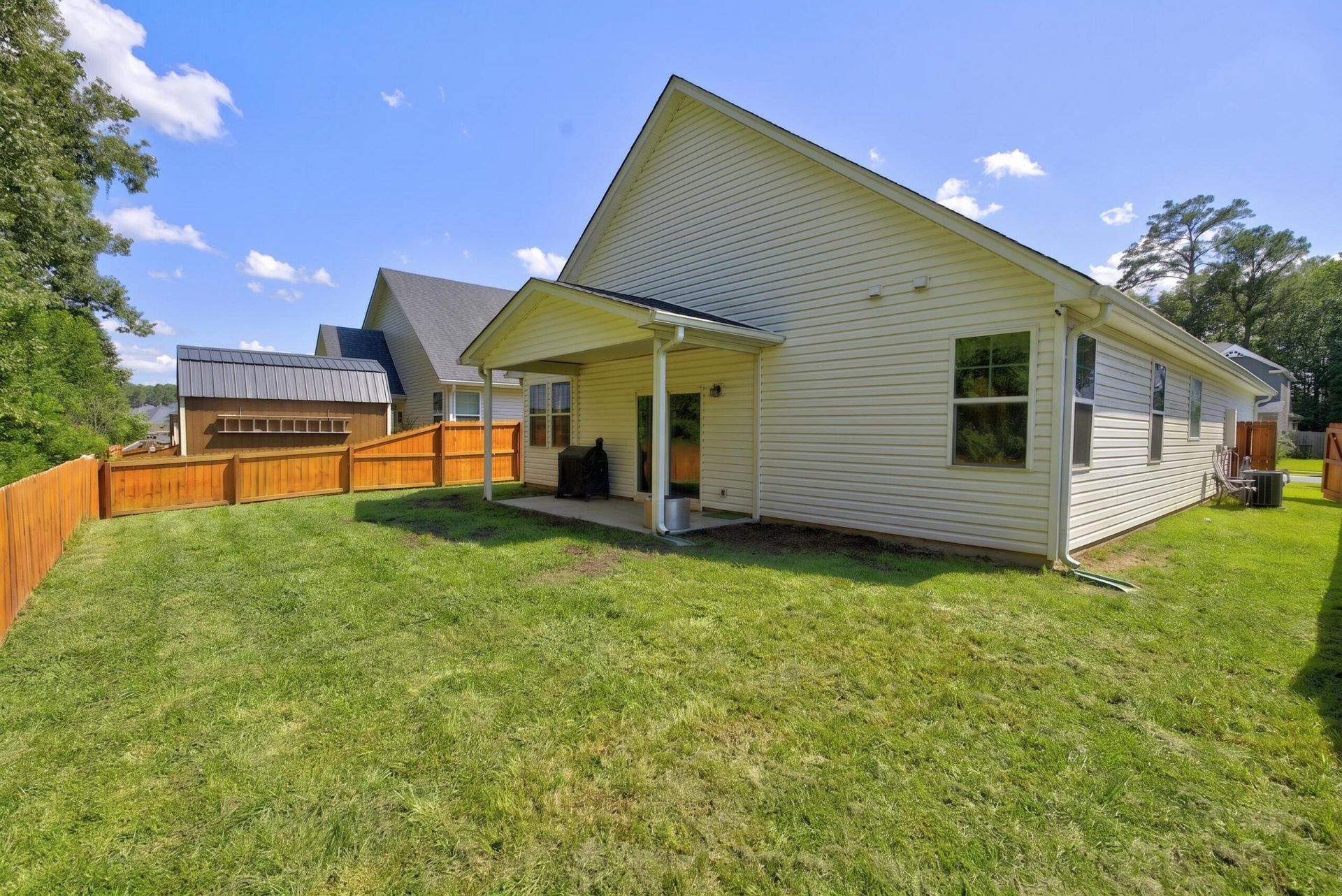 276 Whirlaway Drive Photo 26