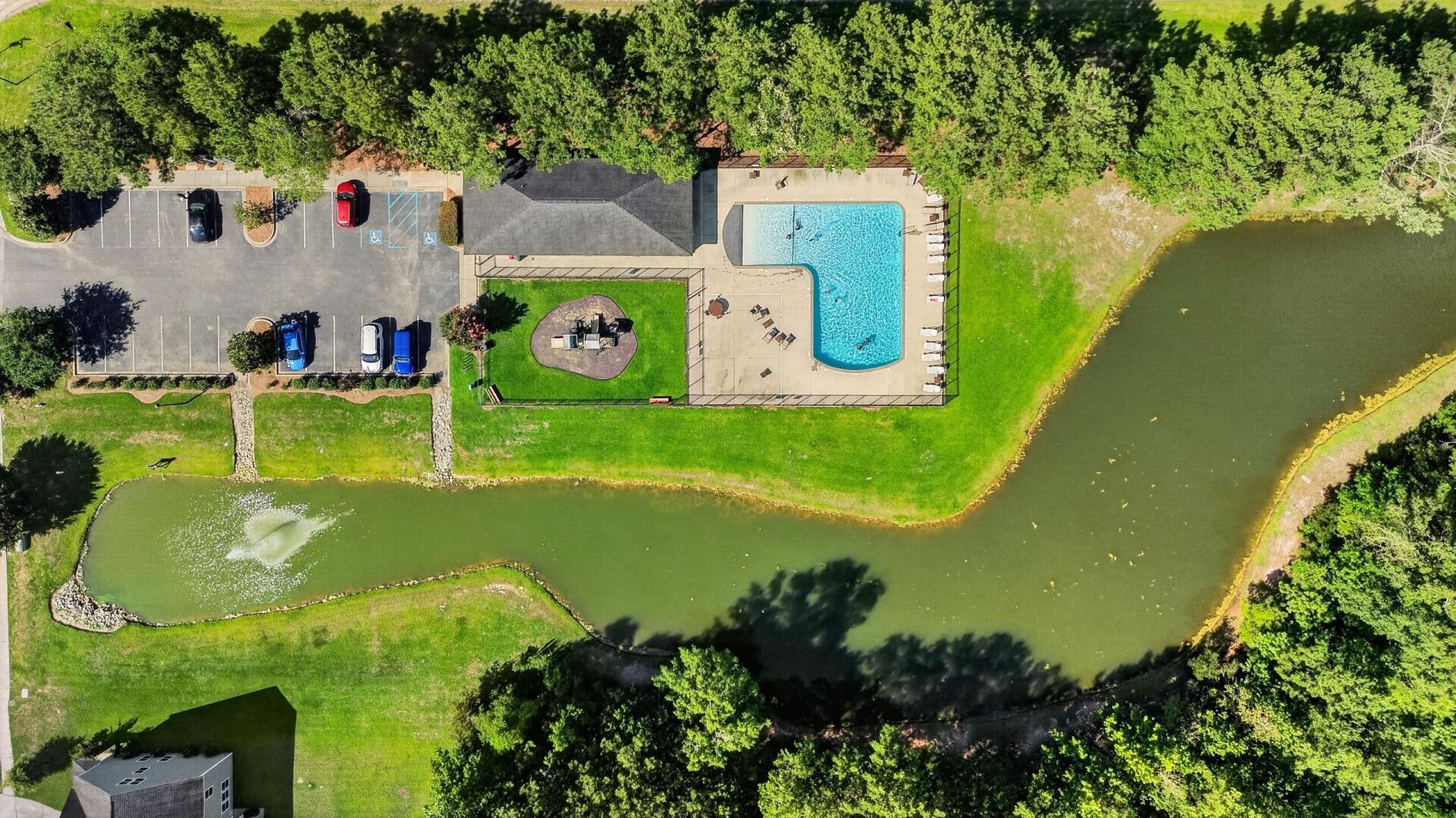 276 Whirlaway Drive Photo 40