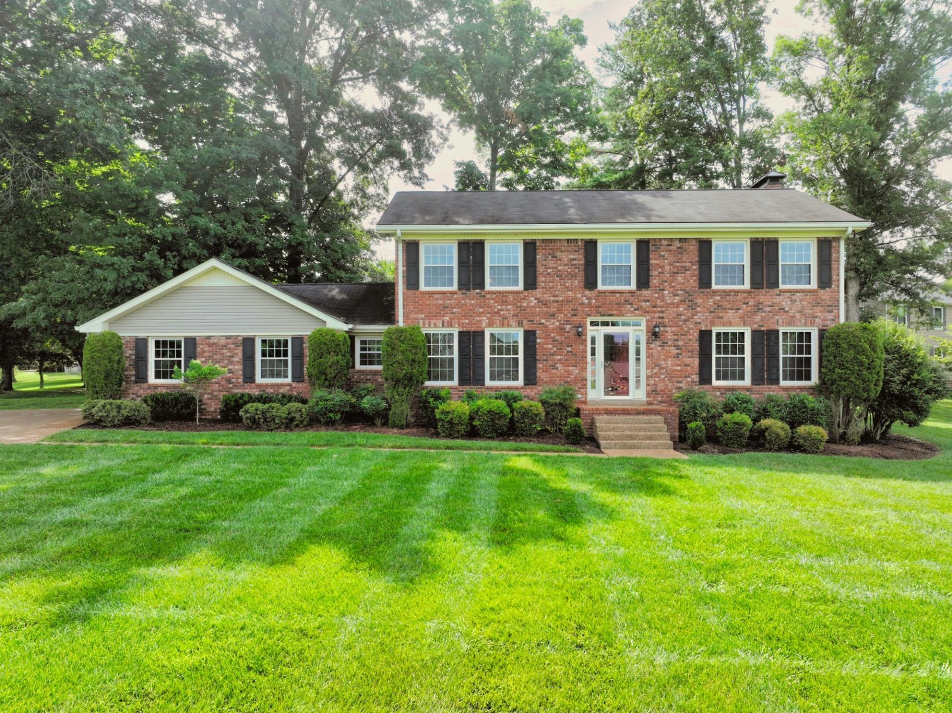 100 Applewood Ct, Hendersonville, TN 37075 Main Photo