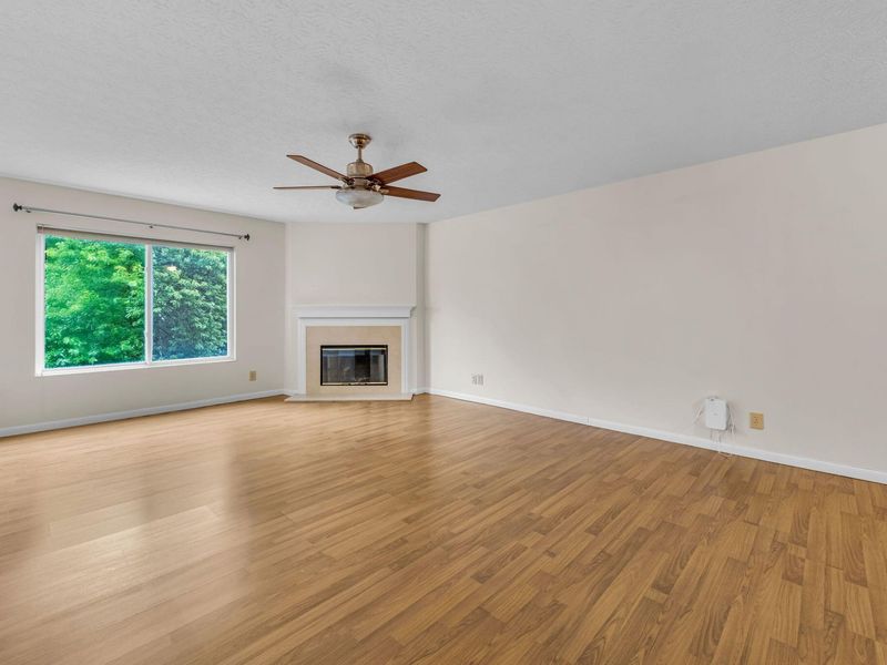 2111 Clareglen Drive, Unit 203, Crescent Springs, KY 41017 Photo 6
