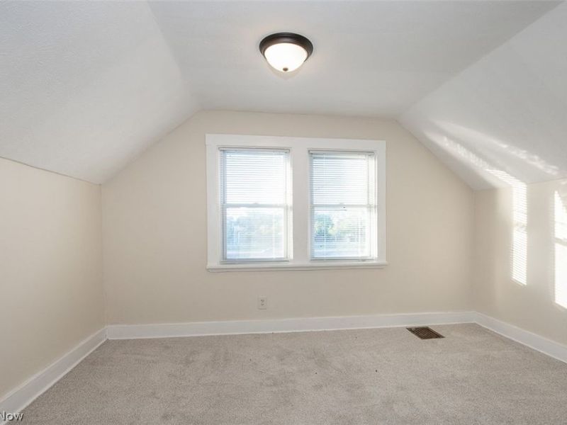 12617 Hirst Avenue, Cleveland, OH 44135 Photo 21