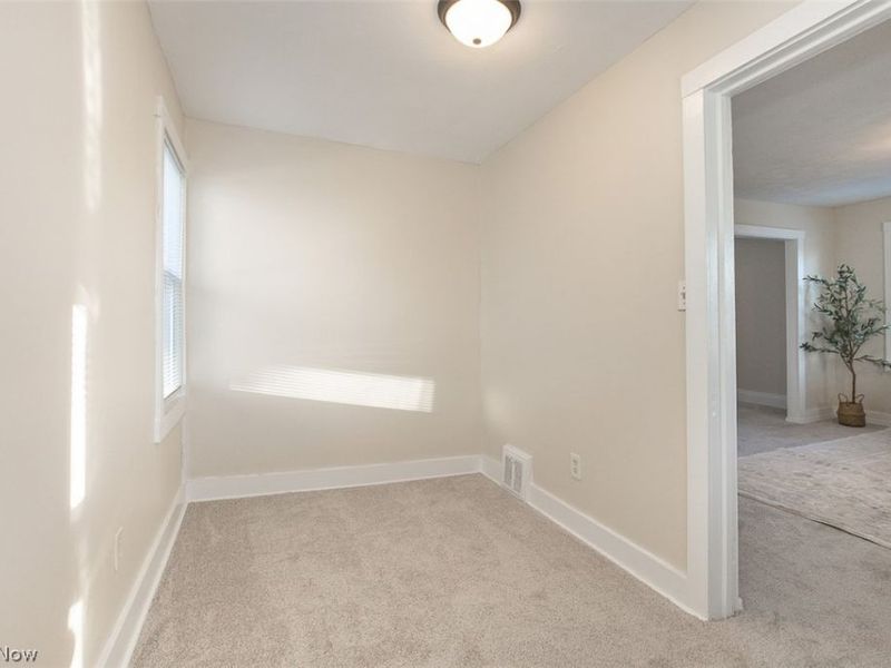12617 Hirst Avenue, Cleveland, OH 44135 Photo 6