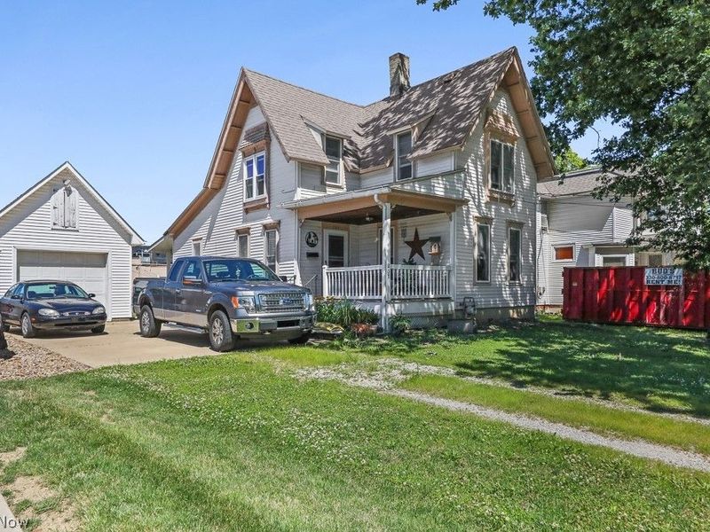 237 N Broadway, Medina, OH 44256 Photo 1
