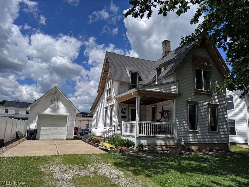 237 N Broadway, Medina, OH 44256 Photo 6