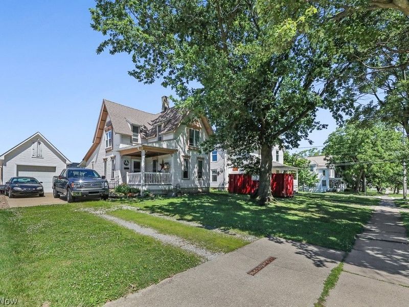 237 N Broadway, Medina, OH 44256 Photo 7