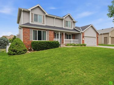 3730 El Paso Drive, Lincoln, NE 68516