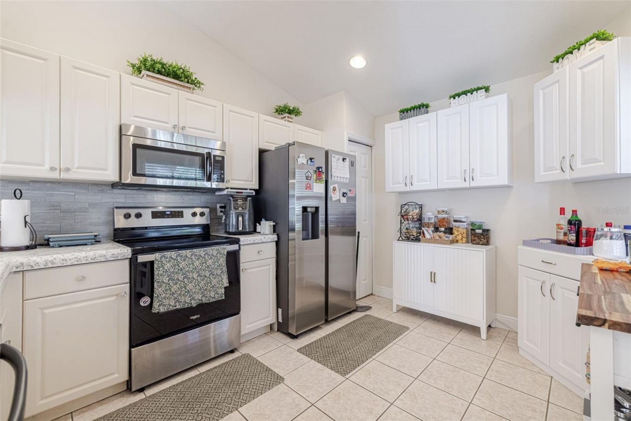 2305 Summersweet Drive , Alva, FL 33920 Photo